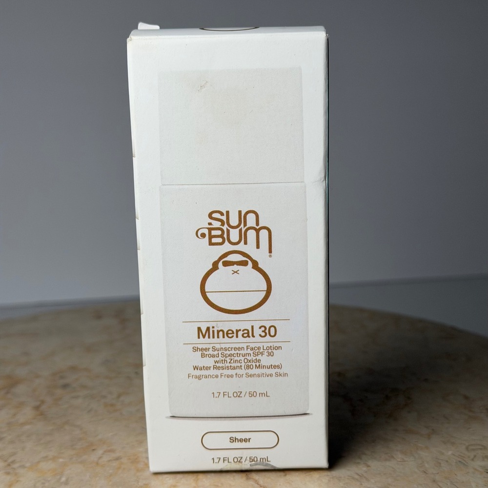 Sun Bum Mineral 30 Face Lotion 1.7oz Sheer Zinc Oxide SPF 30 Sensitive Skin